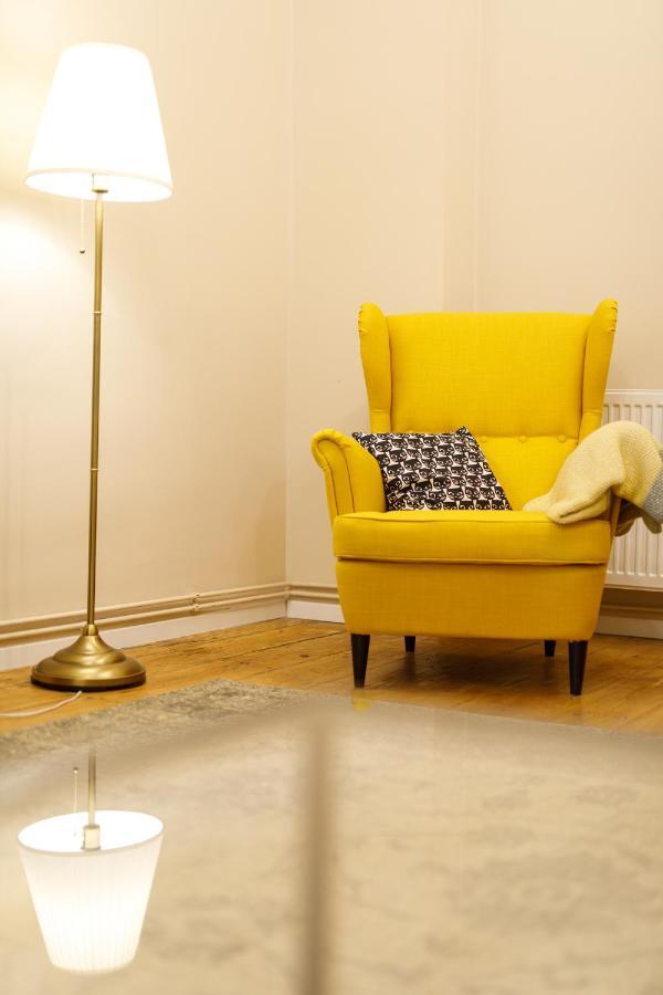 ティミショアラStylish Flat In The Heart Of Historical Centerアパートメント エクステリア 写真